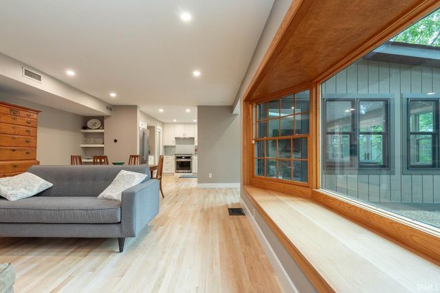 1016 E Maxwell Lane, Bloomington, IN 47401