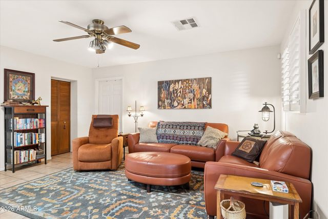 1929 E CLARENDON Avenue, Phoenix, AZ 85016