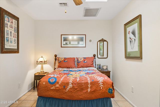 1929 E CLARENDON Avenue, Phoenix, AZ 85016