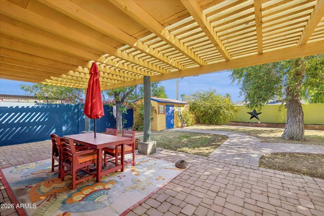 1929 E CLARENDON Avenue, Phoenix, AZ 85016