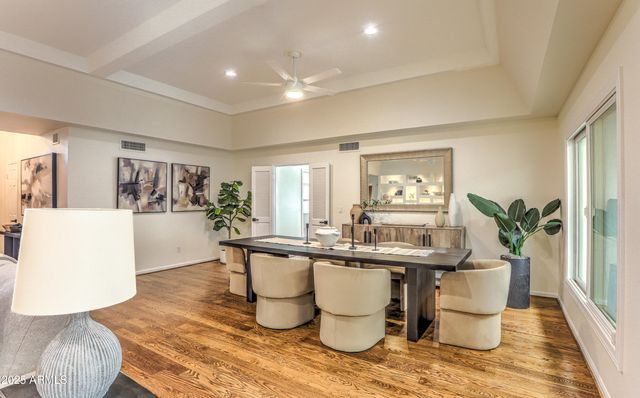 7337 E ECHO Lane, Scottsdale, AZ 85258