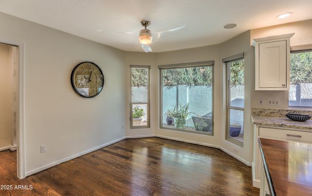 7337 E ECHO Lane, Scottsdale, AZ 85258