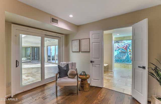 7337 E ECHO Lane, Scottsdale, AZ 85258