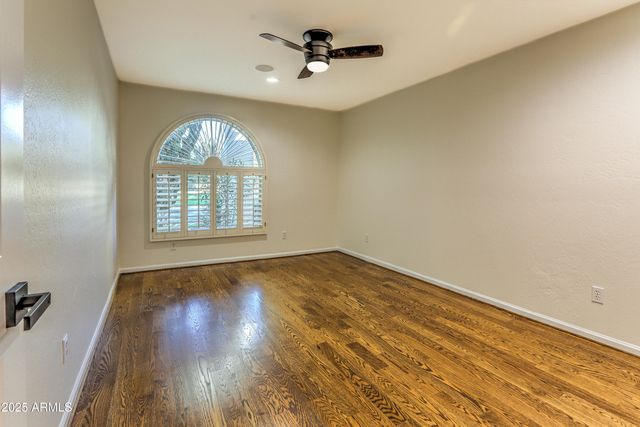 7337 E ECHO Lane, Scottsdale, AZ 85258