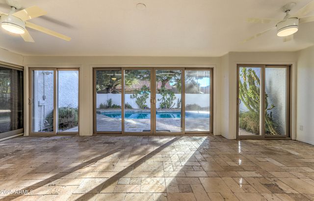 7337 E ECHO Lane, Scottsdale, AZ 85258