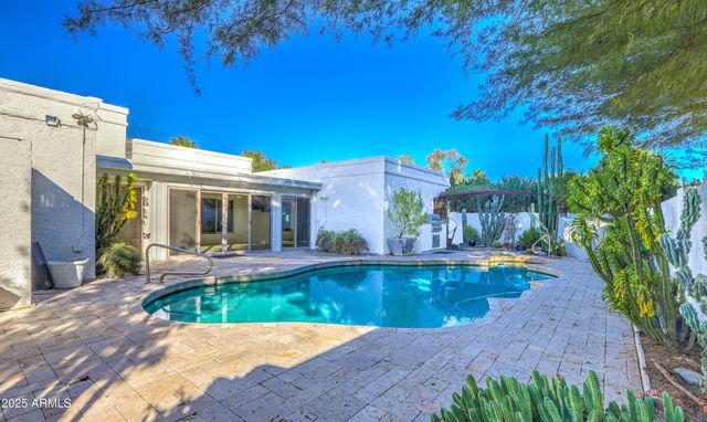 7337 E ECHO Lane, Scottsdale, AZ 85258