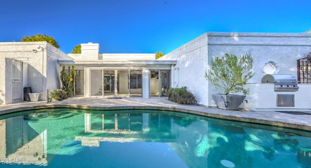 7337 E ECHO Lane, Scottsdale, AZ 85258