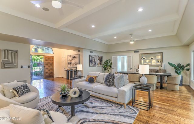 7337 E ECHO Lane, Scottsdale, AZ 85258