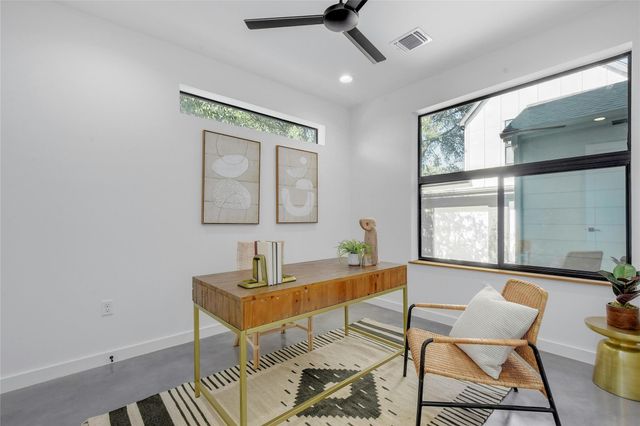 1202 Perez ST A, Austin, TX 78721