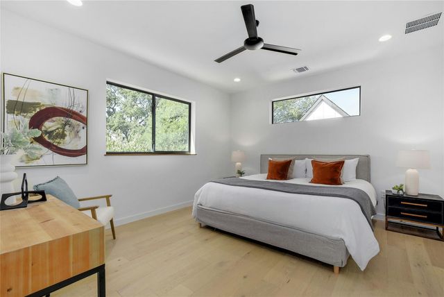 1202 Perez ST A, Austin, TX 78721