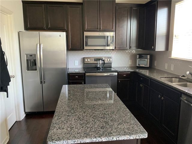 3421 Open Fields Drive, Snellville, GA 30078