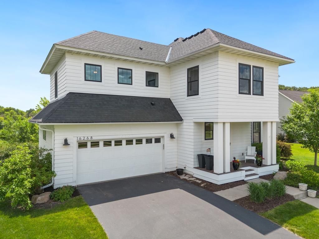 16268 Equestrian Trail, Lakeville, MN 55044