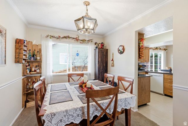 1582 N EMERALD DR, Layton, UT 84040