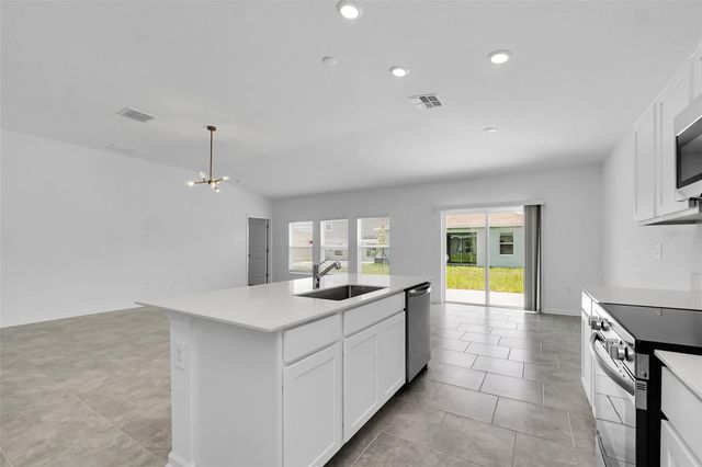 243 HAYLEY STREET, Winter Haven, FL 33884