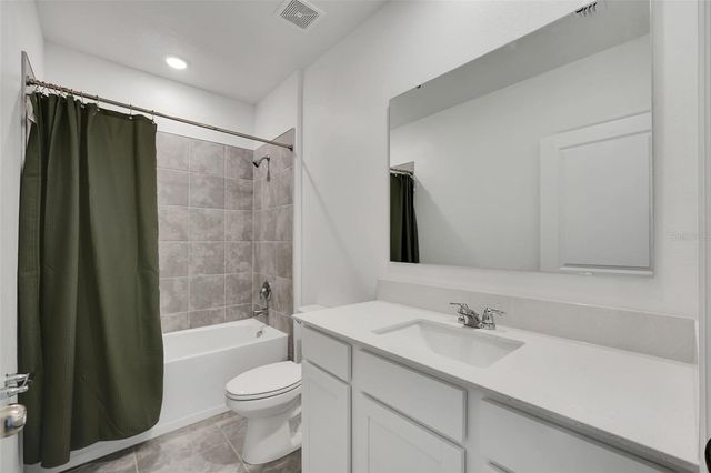 243 HAYLEY STREET, Winter Haven, FL 33884