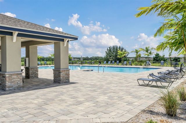 243 HAYLEY STREET, Winter Haven, FL 33884