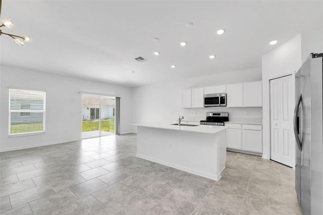 243 HAYLEY STREET, Winter Haven, FL 33884
