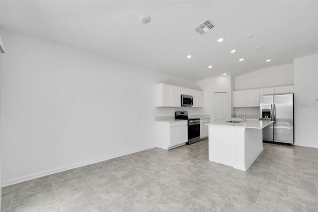 243 HAYLEY STREET, Winter Haven, FL 33884