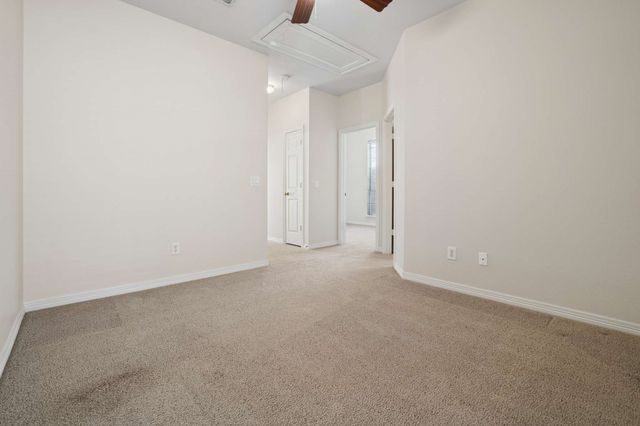 469 Crestview Point Drive, Lewisville, TX 75067
