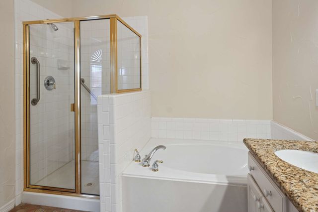 469 Crestview Point Drive, Lewisville, TX 75067