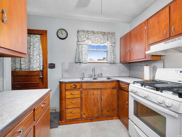 5430 W Delphi Pike, Marion, IN 46952