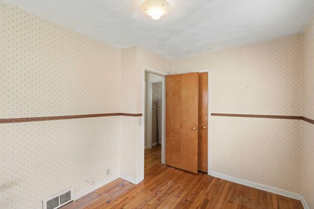 1705 Roseland Avenue, Kalamazoo City, MI 49001