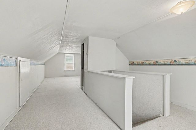 1705 Roseland Avenue, Kalamazoo City, MI 49001