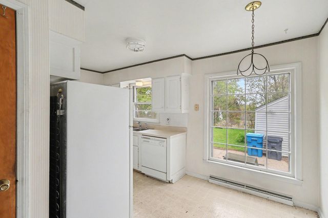 1705 Roseland Avenue, Kalamazoo City, MI 49001