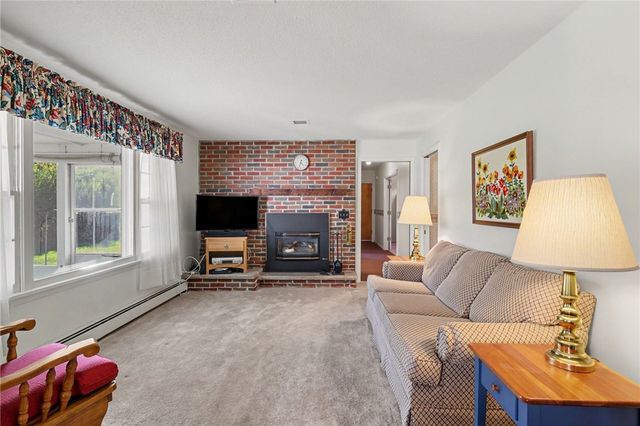 99 Bridgewood Drive, Greece, NY 14612
