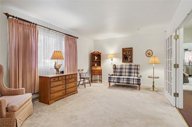 99 Bridgewood Drive, Greece, NY 14612