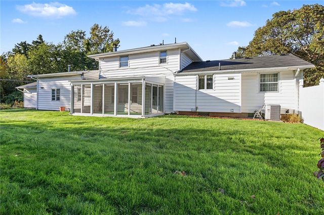 99 Bridgewood Drive, Greece, NY 14612