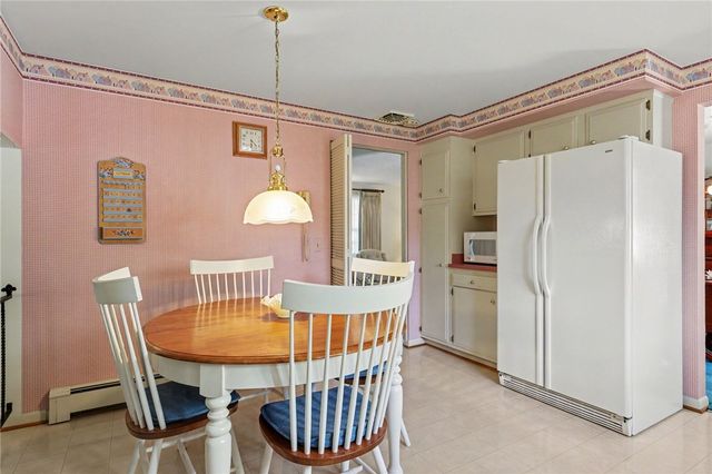 99 Bridgewood Drive, Greece, NY 14612