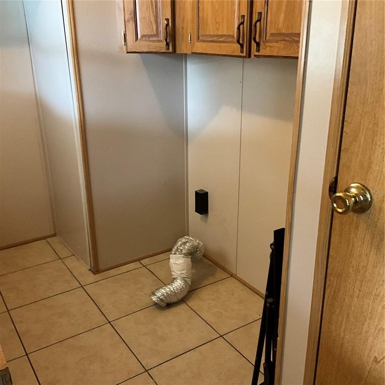 Image 20 of property listing at 116 TRADERS COVE BOULEVARD, Debary, FL 32713