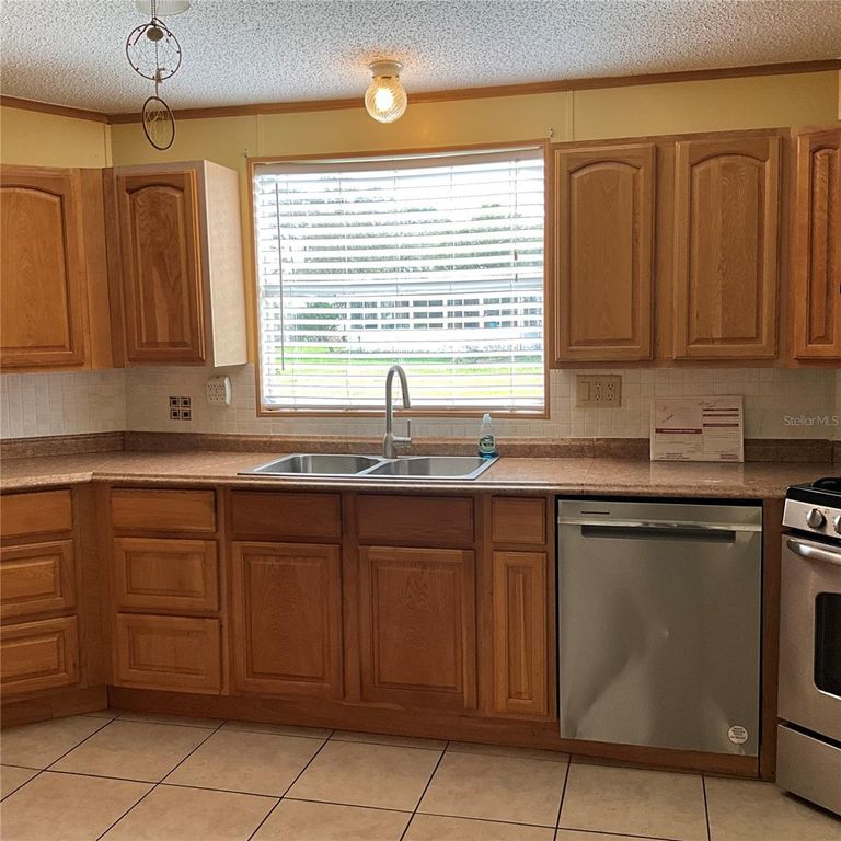 Image 35 of property listing at 116 TRADERS COVE BOULEVARD, Debary, FL 32713