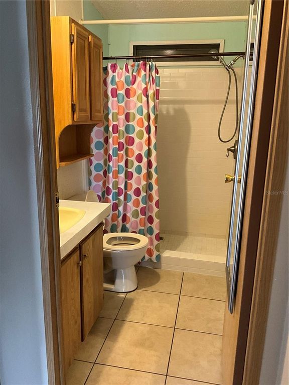 Image 40 of property listing at 116 TRADERS COVE BOULEVARD, Debary, FL 32713