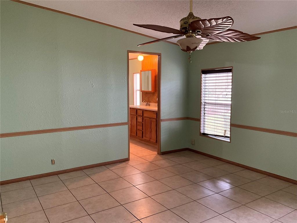 Image 42 of property listing at 116 TRADERS COVE BOULEVARD, Debary, FL 32713