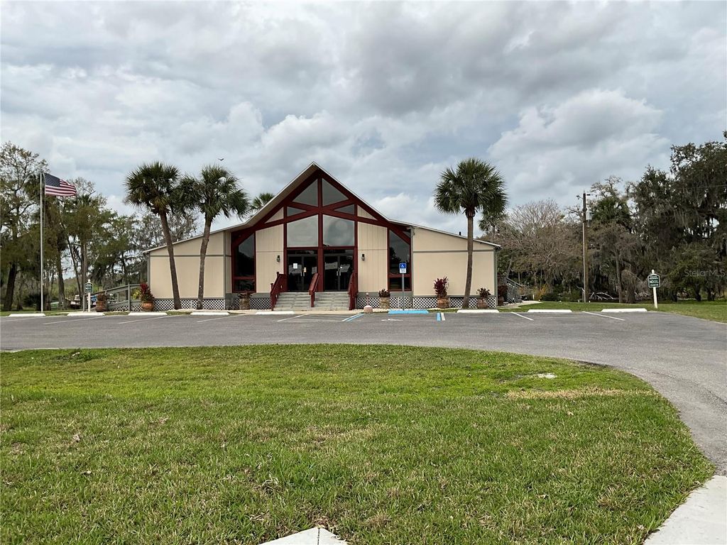 Image 51 of property listing at 116 TRADERS COVE BOULEVARD, Debary, FL 32713