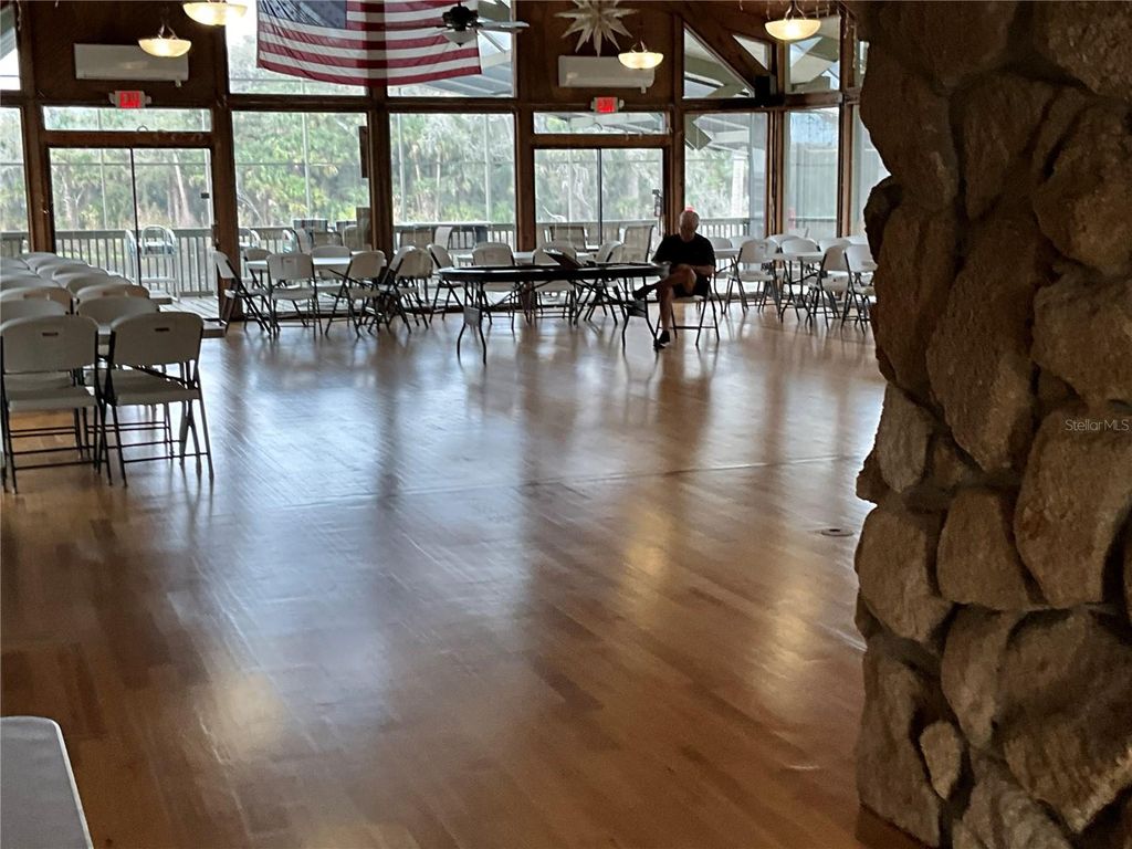 Image 54 of property listing at 116 TRADERS COVE BOULEVARD, Debary, FL 32713