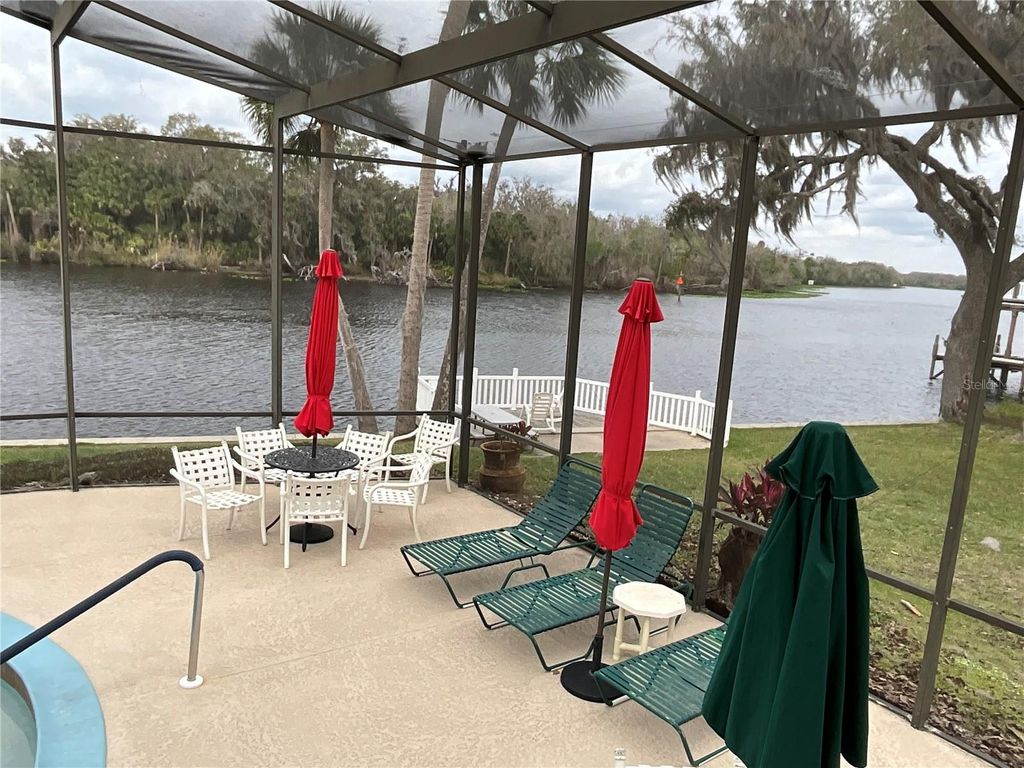 Image 60 of property listing at 116 TRADERS COVE BOULEVARD, Debary, FL 32713