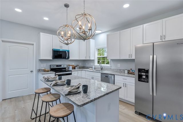 2609 Suffolk St, Hopewell, VA 23860