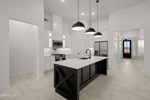 14413 Dune Flower Parkway, Horizon City, TX 79928
