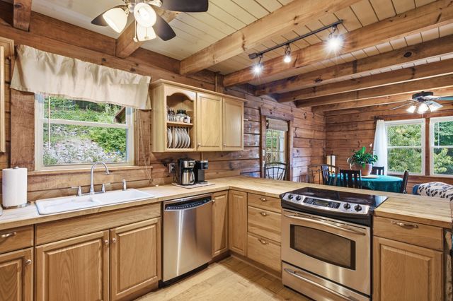 1156 Langbrae Dr, Goodlettsville, TN 37072