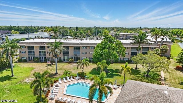 5419 Rattlesnake Hamm RD 304F, Naples, FL 34113
