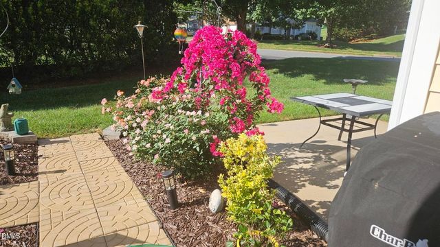 702 Village Lake Drive, Mebane, NC 27302