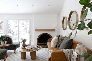 725 Santa Florencia, Solana Beach, CA 92075