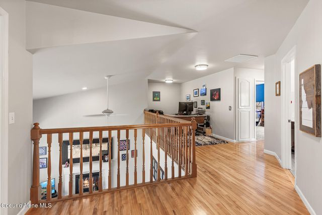 3256 E Cambridge DR, Hayden, ID 83835