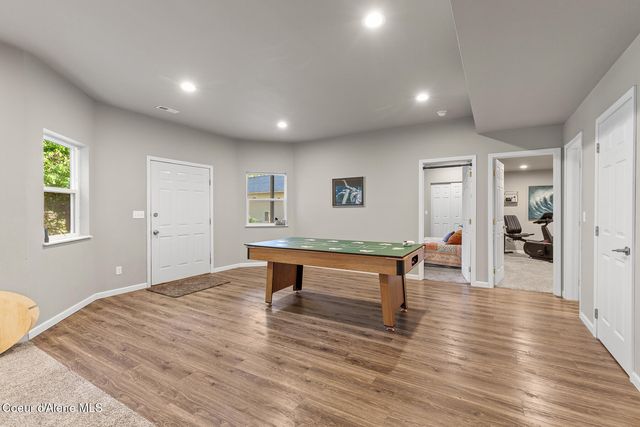 3256 E Cambridge DR, Hayden, ID 83835