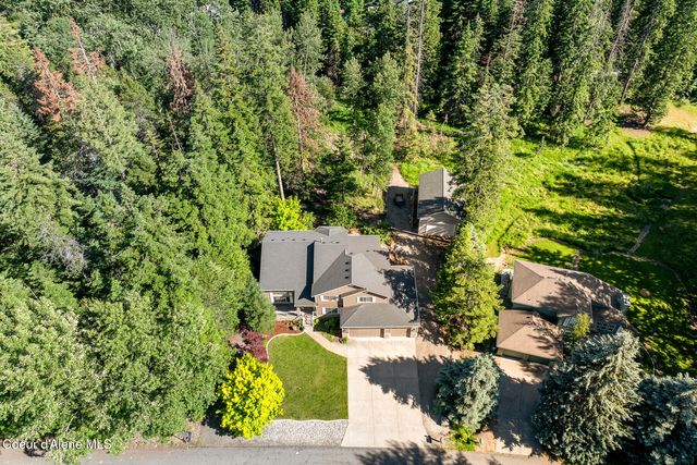3256 E Cambridge DR, Hayden, ID 83835
