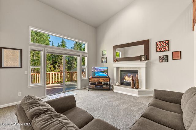 3256 E Cambridge DR, Hayden, ID 83835
