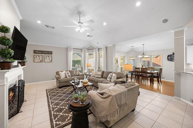 11527 Aucuba Lane, Houston, TX 77095